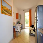 Beachfront Escape One Bedroom Flat With Ac *
