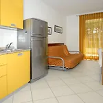 Lägenhet Beachfront Escape One Bedroom Flat With Ac
