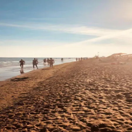 Apartmán Beachfront Escape One Bedroom Flat With Ac Bibione