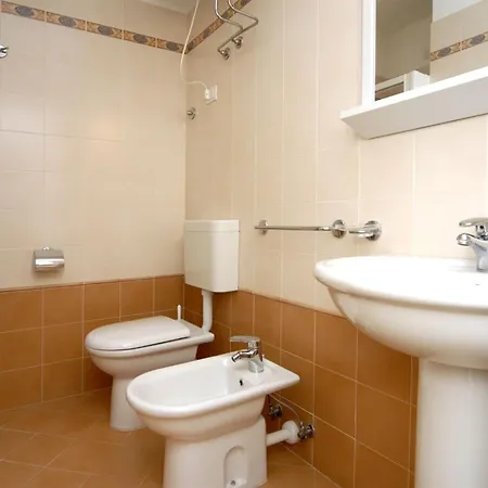 Beachfront Escape One Bedroom Flat With Ac Bibione
