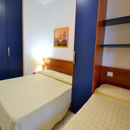 Lägenhet Beachfront Escape One Bedroom Flat With Ac
