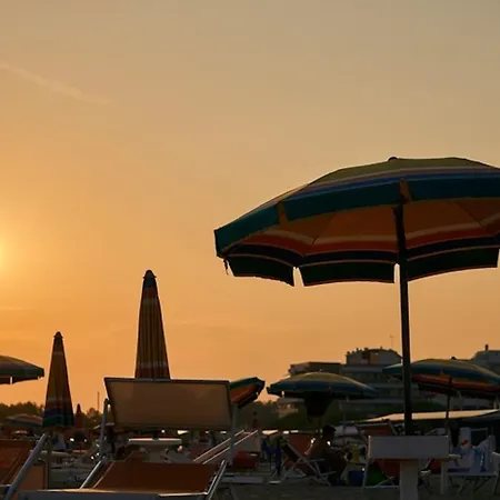 Beachfront Escape One Bedroom Flat With Ac Bibione