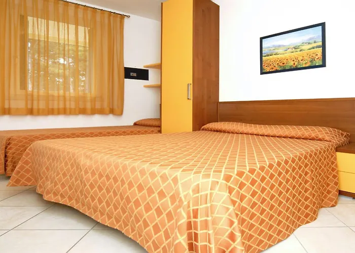 Beachfront Escape One Bedroom Flat With Ac Бібіоне